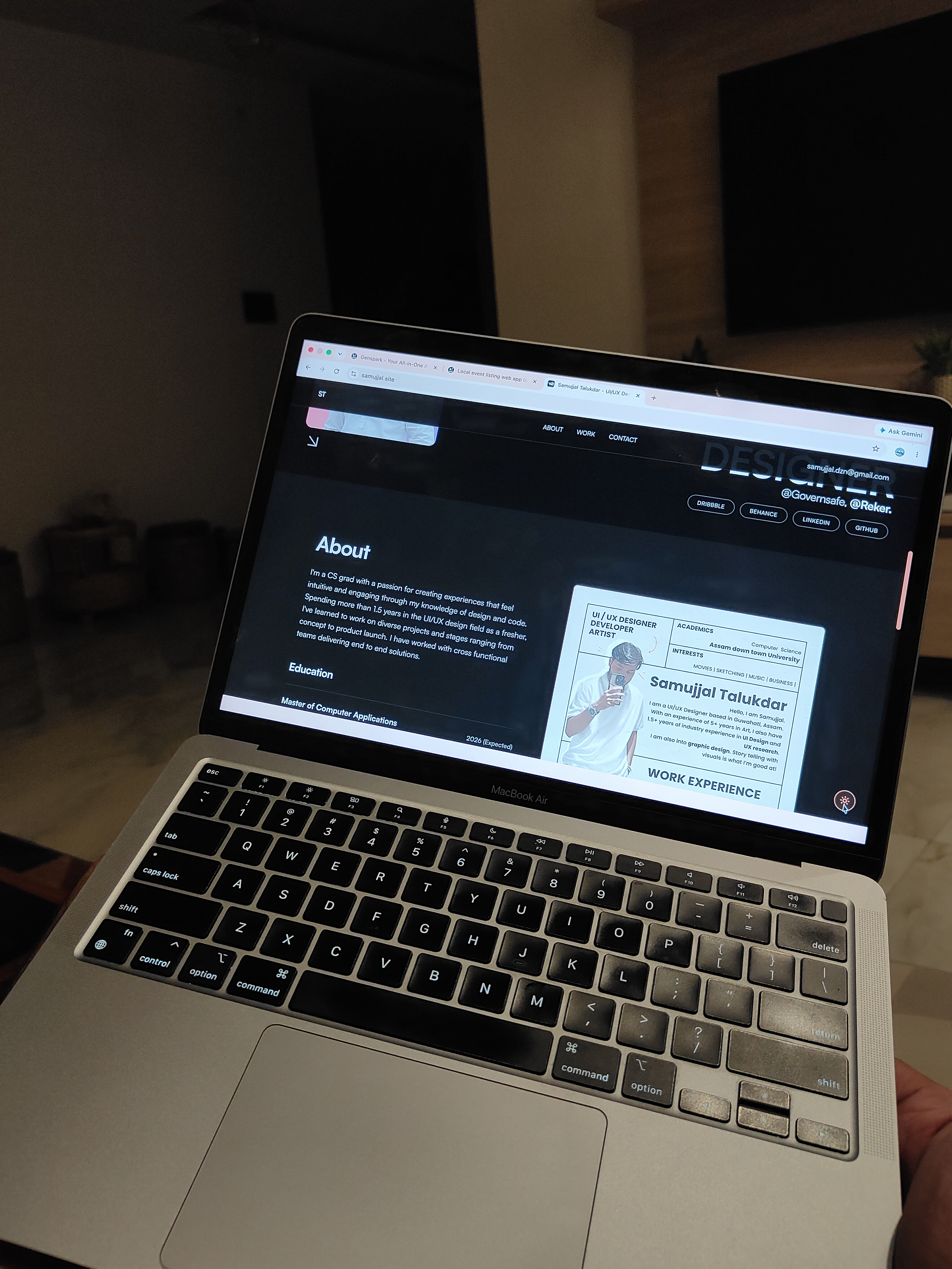 Laptop